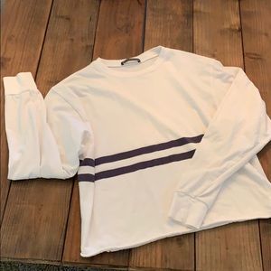 Brandy Melville striped cropped long sleeved shirt
